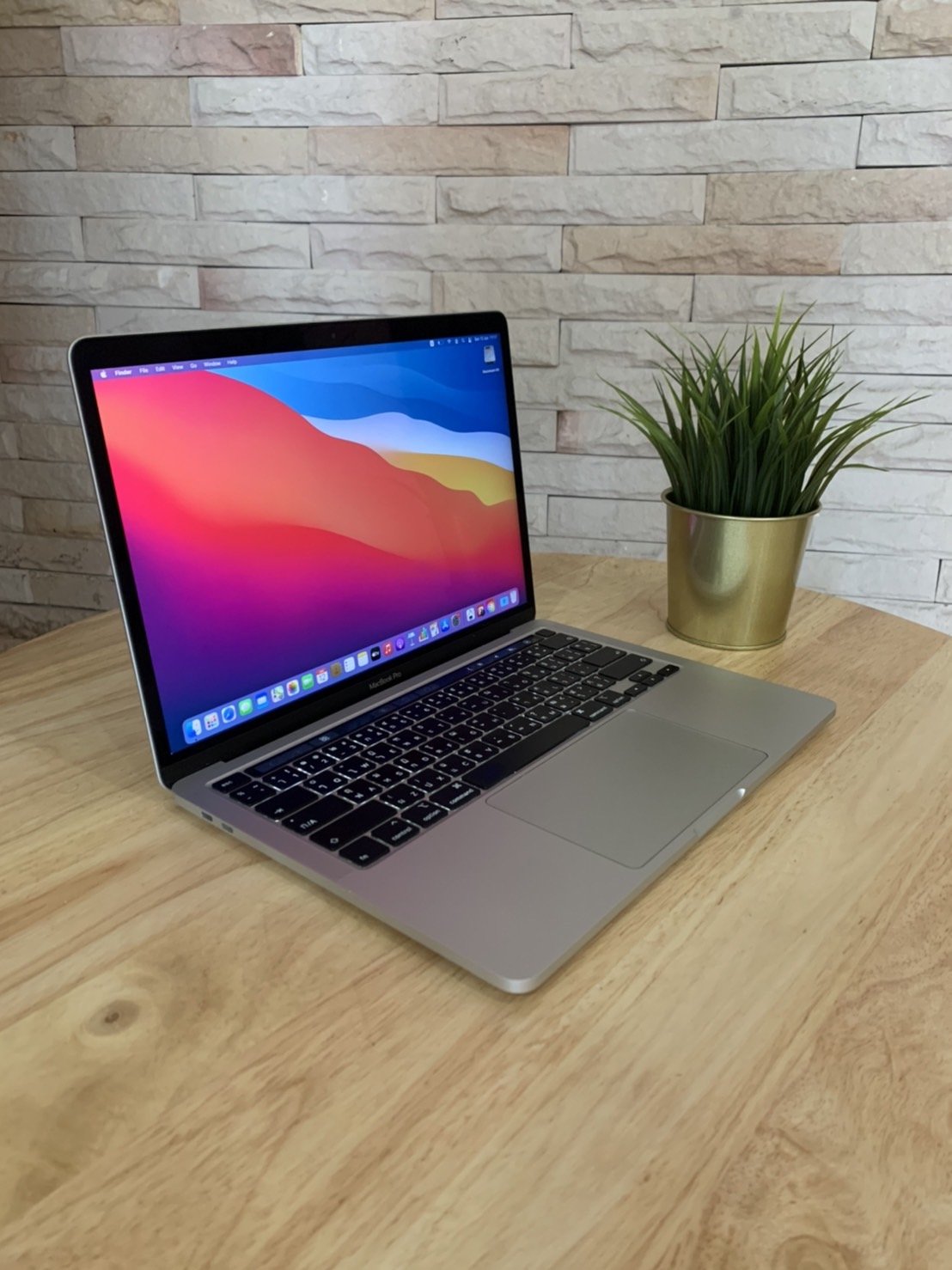 PC/タブレット ノートPC SOLD MacBook Pro Touch Bar 13 inch 2020 - Baan Mac - Buy - Sell 